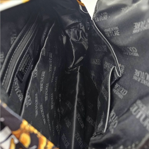Versace Jeans Couture Logo Black And Yellow Baroque Print Backpack - Picture 11 of 11